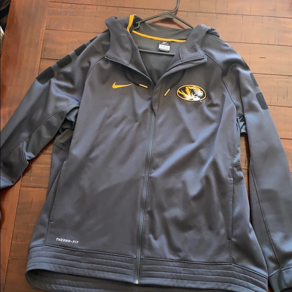 New Missouri Tiger Nike Jacket